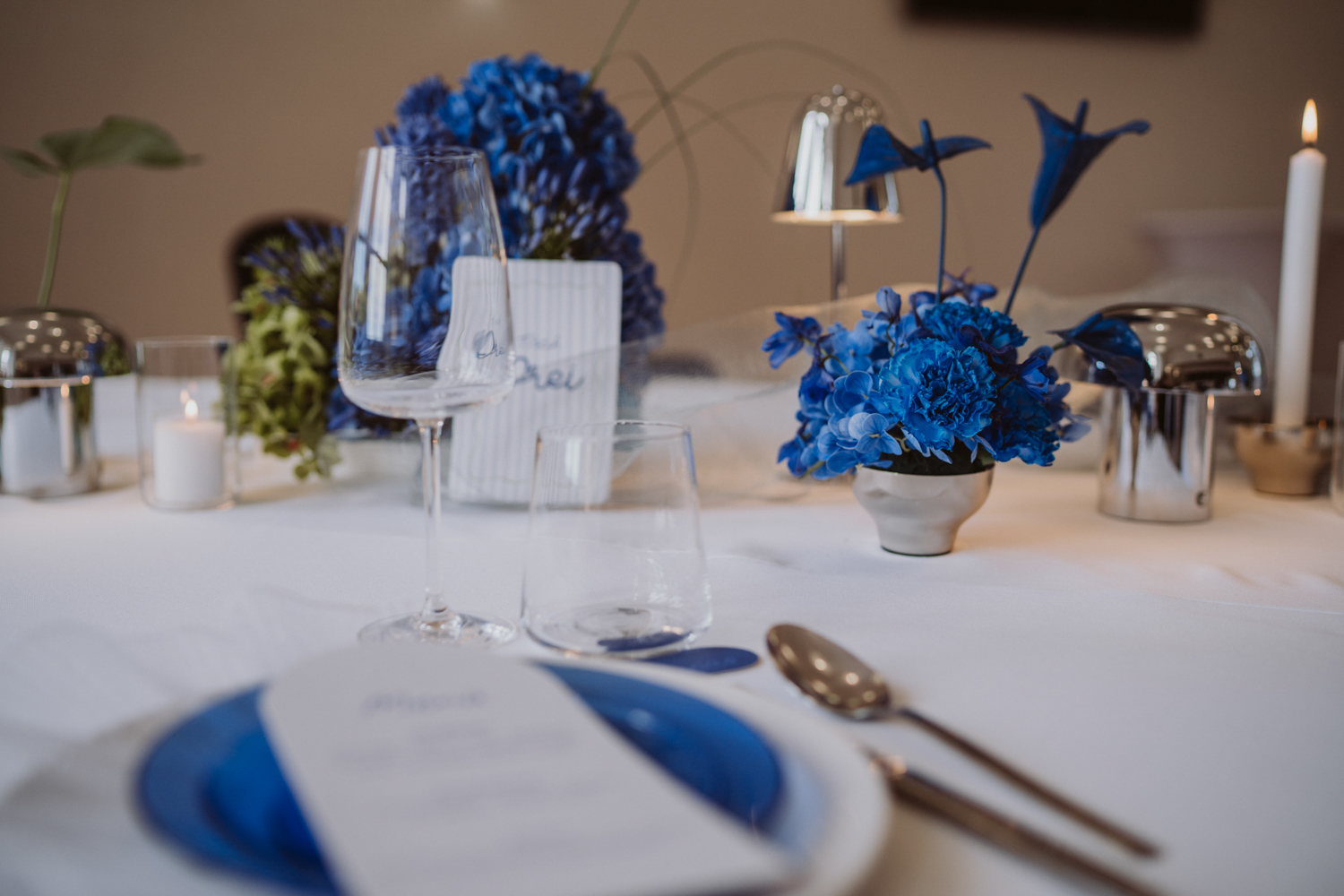 Hochzeitsinspiration: Styled Shoot in Blau